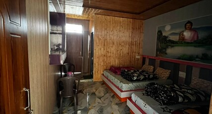 Prince Homestay & Restaurant Room Type - Family Room