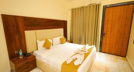 Hotel KNG Grand Room Type - Deluxe Room