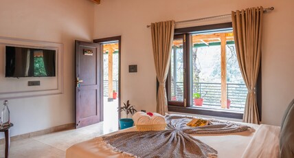 Moustache Select Naukuchiatal (By The Lake) Room Type - Deluxe Double Room