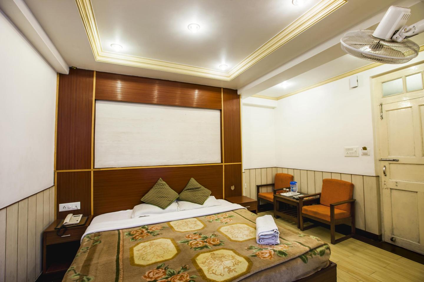 RATAN HOTEL - Tap to explore photos
