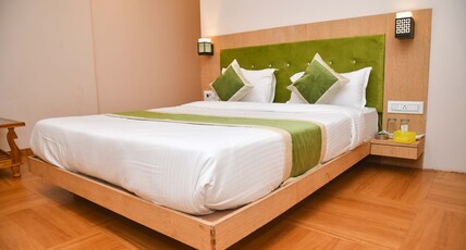 Silver Suite Hotel - Mira Bhayandar Room Type - Deluxe Room