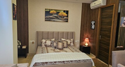 Trendy Feels Room Type - Trendy Feels