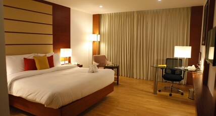 Lemon Tree Hotel, Shimona, Chennai Room Type - Deluxe Room