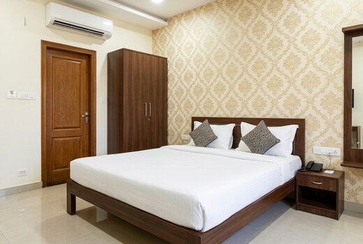 KANAKSHRI HOTEL