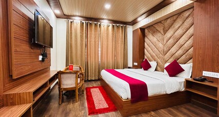 Yogmaya Regency Room Type - DELUXE ROOM 