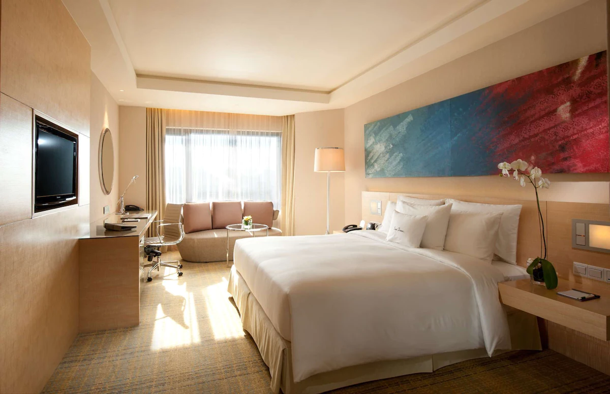 DoubleTree by Hilton Kuala Lumpur Room Type - 1 KING BED EXECUTIVE ROOM With Lounge Access