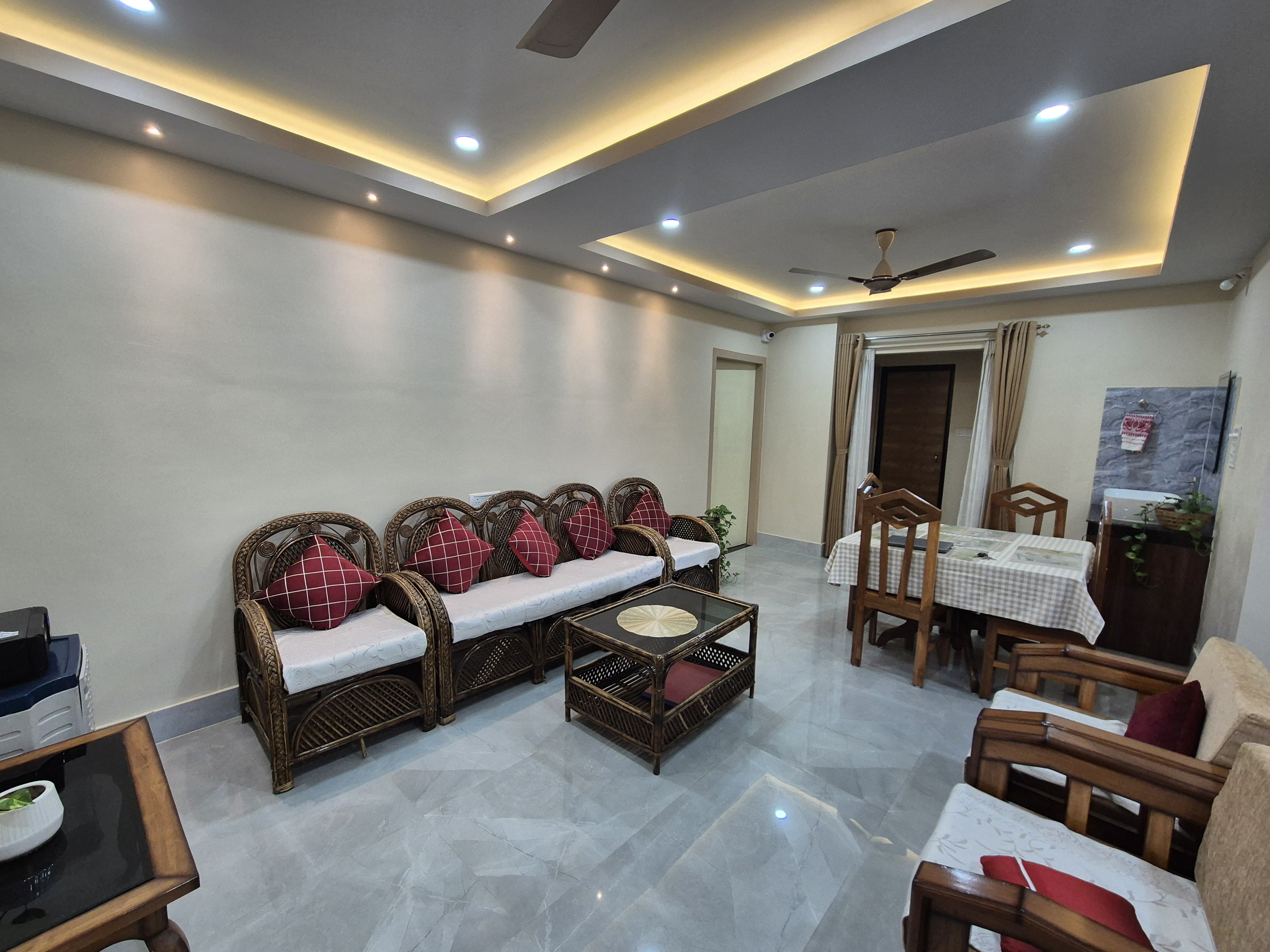 MADHUBAN HOME STAY | 5Min from Airport - Tap to explore photos