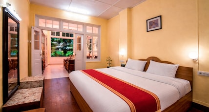 India Hotel - Lake View - Mall Road Nainital Room Type - Ground Floor Lake View One Bedroom Suite India Hotel - Lake View - Mall Road Nainital Room Type - Ground Floor Lake View One Bedroom Suite