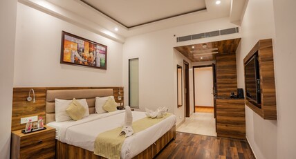 The County Inn, Vaishali Nagar Room Type - Deluxe King Or Twin