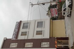 THE WHITECITY GUEST HOUSE