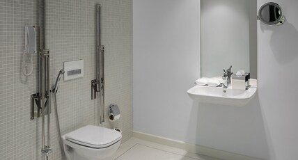 Staybridge Suites Al Khobar Room Type - 1 King Studio Suite Accessible City View