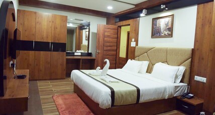 Hotel Royal City Room Type - Semi Suite with Balcony