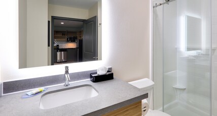 Candlewood Suites DFW WEST - HURST, an IHG hotel Room Type - 2 Queen Studio Suite Comm Accessible