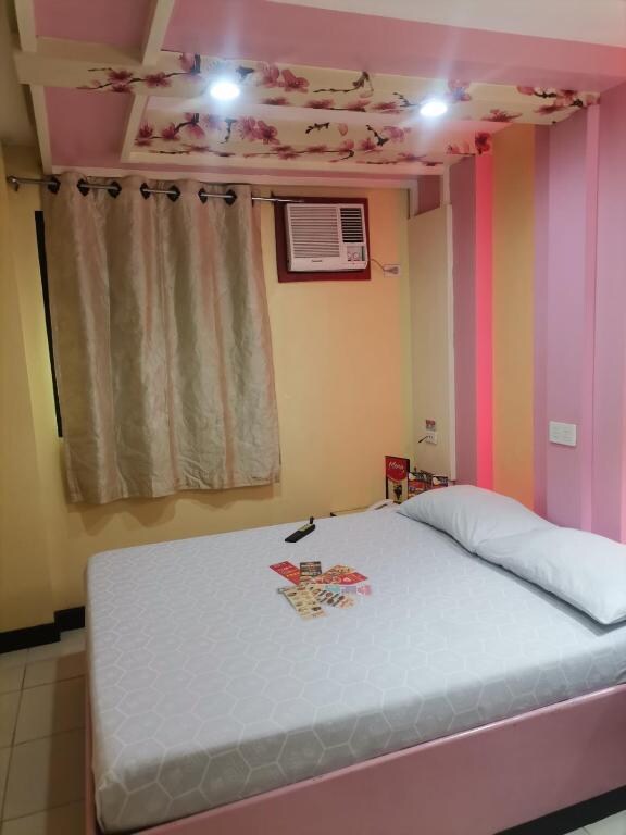 Hotel Sogo Alabang Southroad - Tap to explore photos