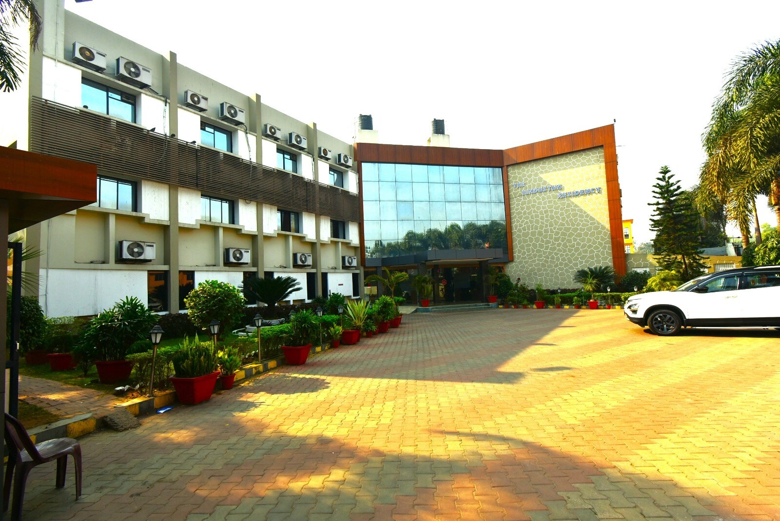 THE HINDUSTAN RESIDENCY - Tap to explore photos