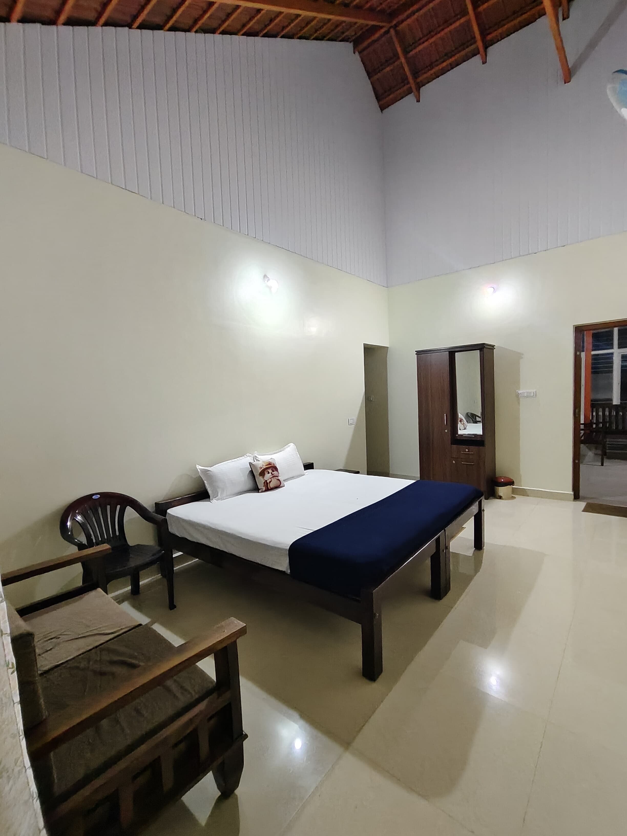 River point home stay - Tap to explore photos