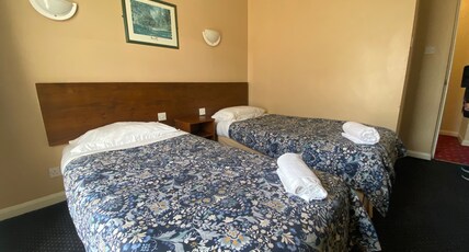 OYO Gran Canaria Hotel Room Type - Standard Twin Room