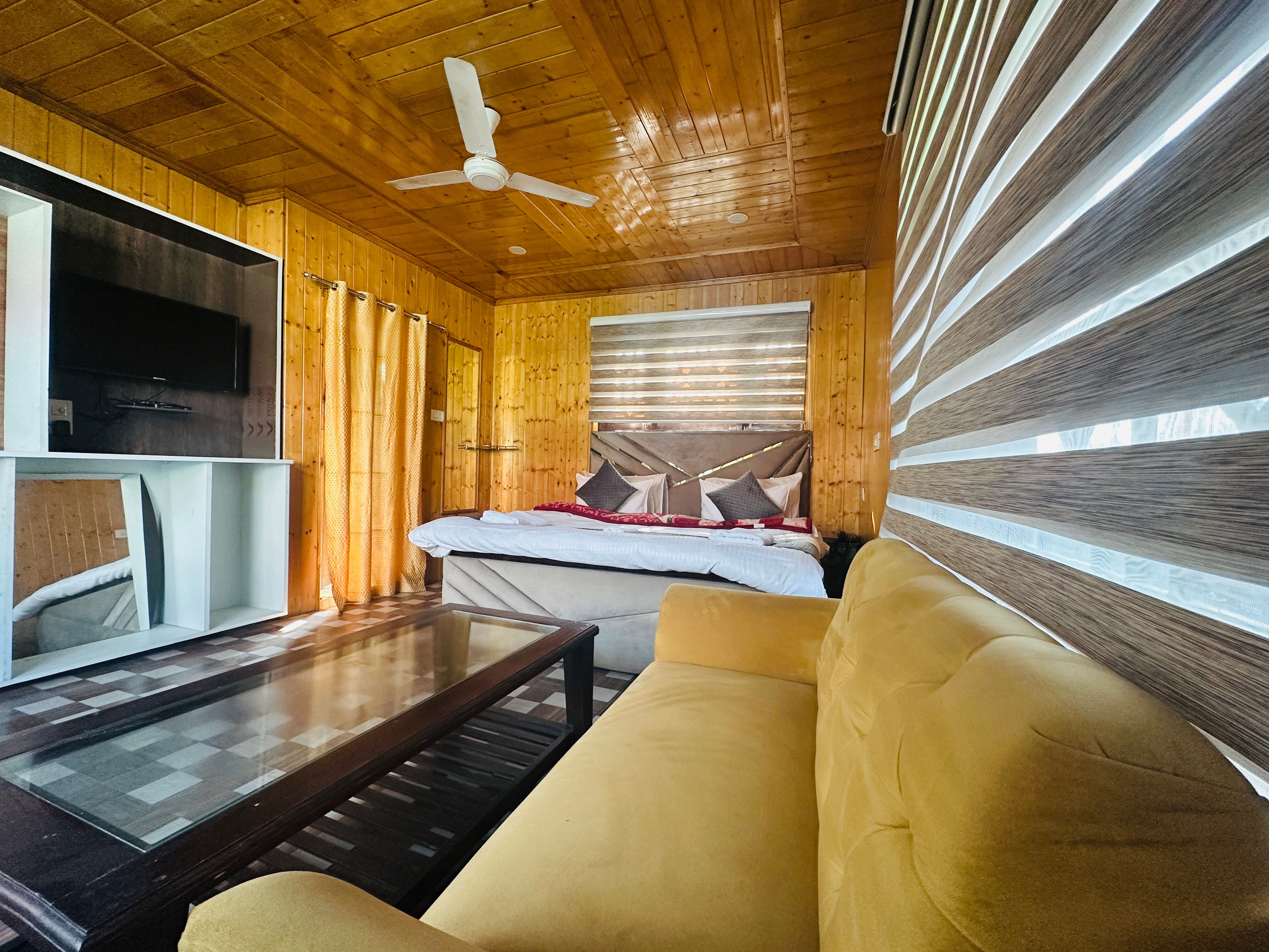 BARZAM LAKE VIEW RESORT - Tap to explore photos
