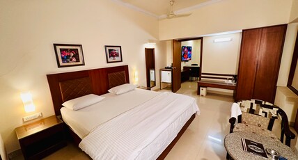 Hotel Bombay Inn Room Type - Super Suite AC with Living Room and Private Balcony