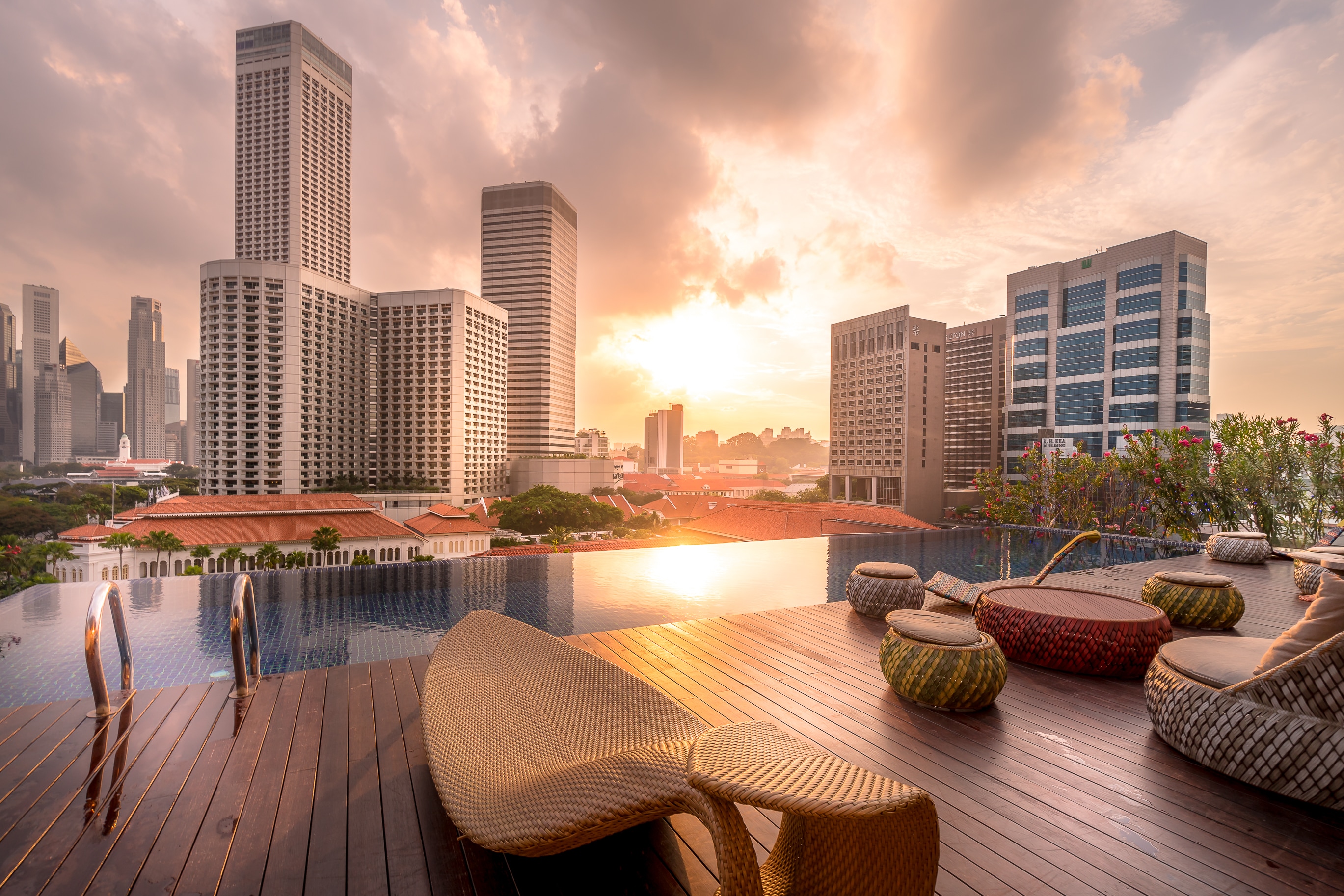 Naumi Hotel Singapore - Tap to explore photos