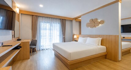 Amata Patong Room Type - Junior Suite 4 Pax with Balcony