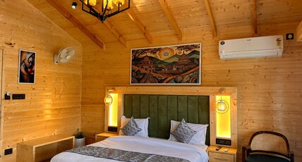 The Walnut Homes - Luxury Pine Cottages Room Type - Myna Room With Private Balcony and Bathtub The Walnut Homes - Luxury Pine Cottages Room Type - Myna Room With Private Balcony and Bathtub