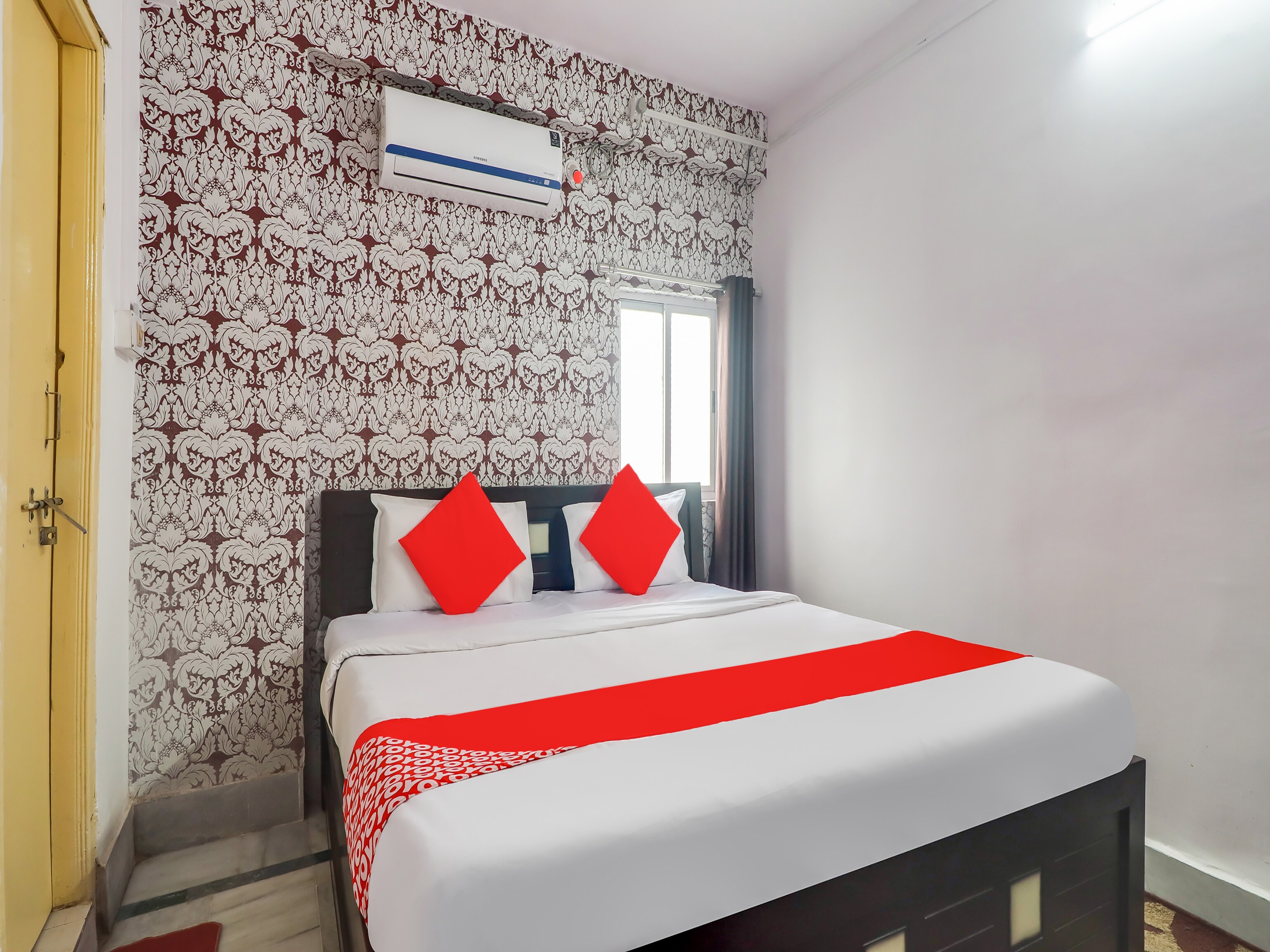 Hotel O Rudra guest house - Tap to explore photos