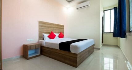 YS Hotel Room Type - AC Deluxe