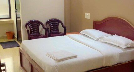 Hotel Kalyani International Room Type - Deluxe AC Room