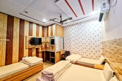 Sangam Palace Guest House