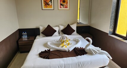 Saavi Suites Room Type - Deluxe Triple Room