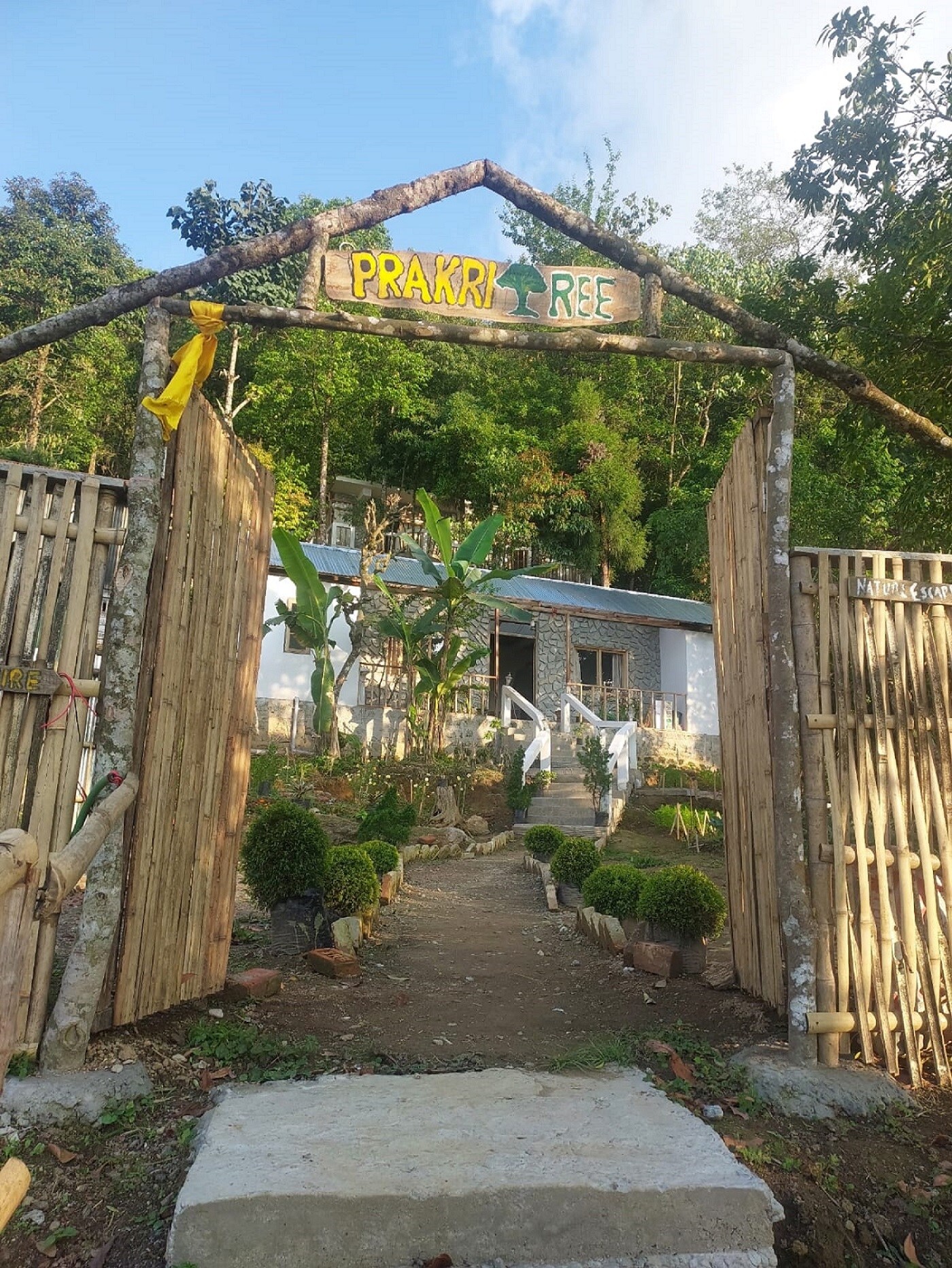 Prakritree Cottage & Farm - Tap to explore photos
