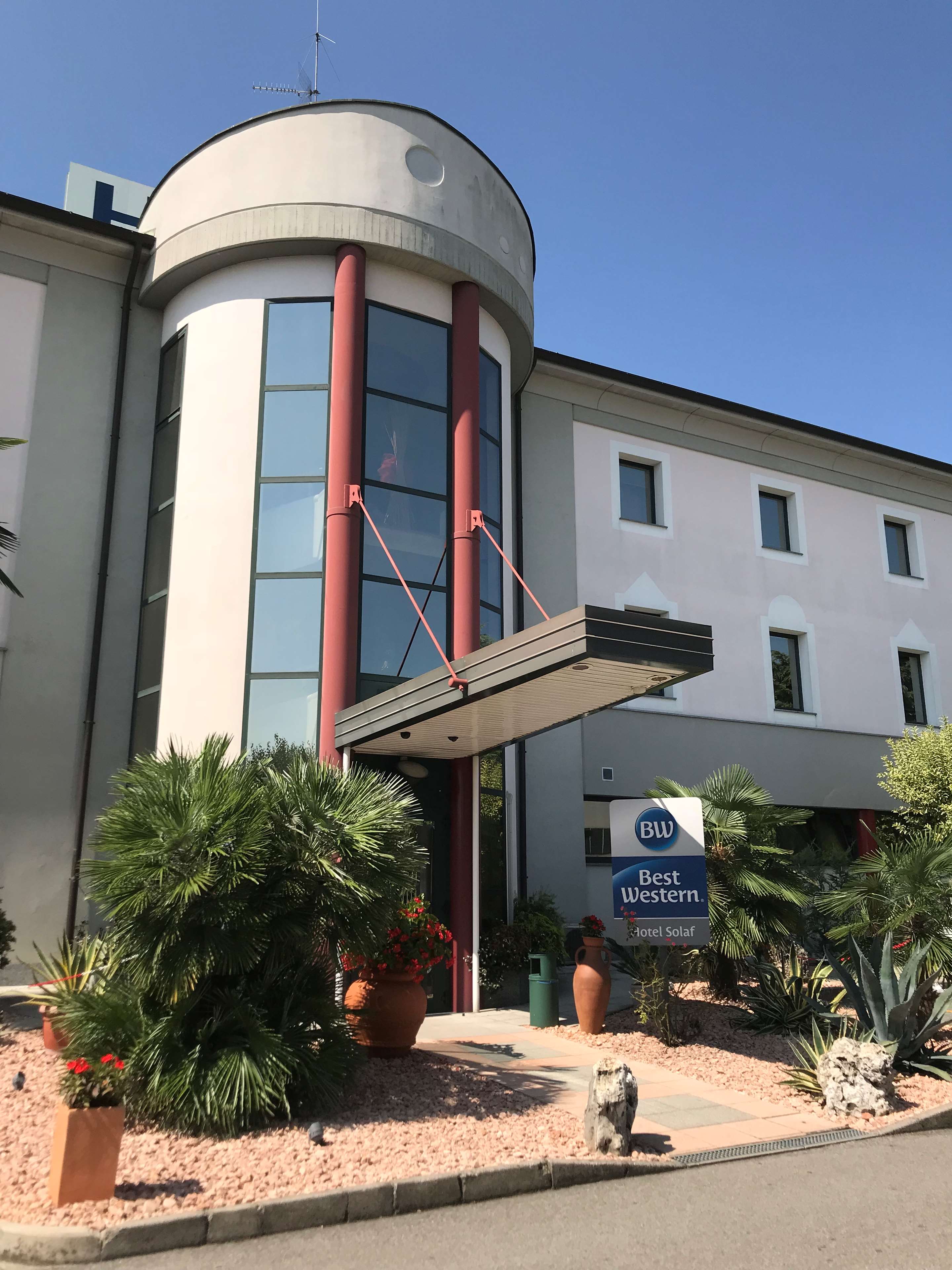 Best Western Hotel Solaf - Tap to explore photos