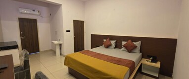 HOTEL GOLDY PREMIUM