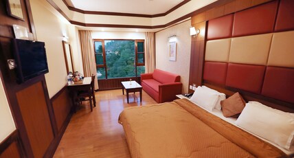 Hotel Vishnu Palace Room Type - Superior Himalayan View Room with Work Desk
