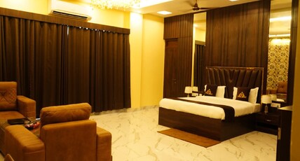THE ROYAL PARK Room Type - MASTER ROOM
