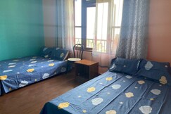 Petal Pine Homestay A Mountain Getaway