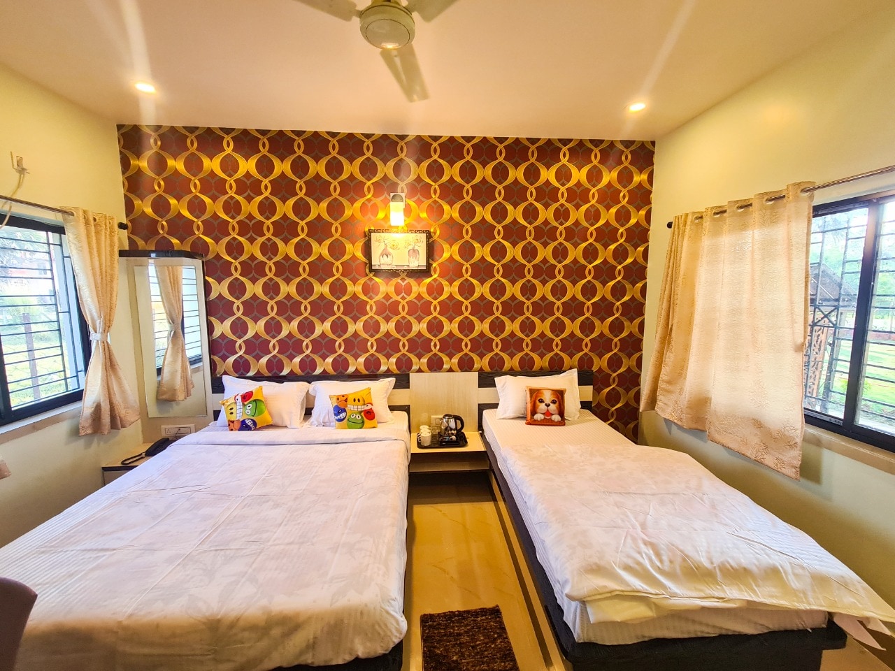 Resort Sanjhbati - Tap to explore photos