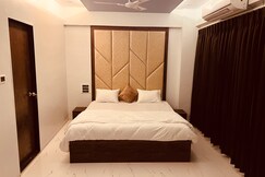 Address of New City Light Hotel