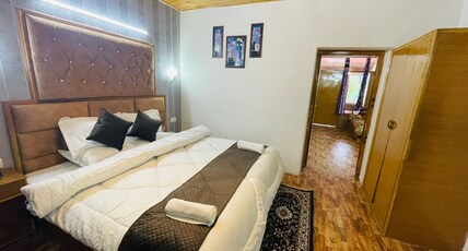 Hotel Hilltop At Mall Road With Open Terrace Room Type - Family Suites Terrace Mountain View Hotel Hilltop At Mall Road With Open Terrace Room Type - Family Suites Terrace Mountain View