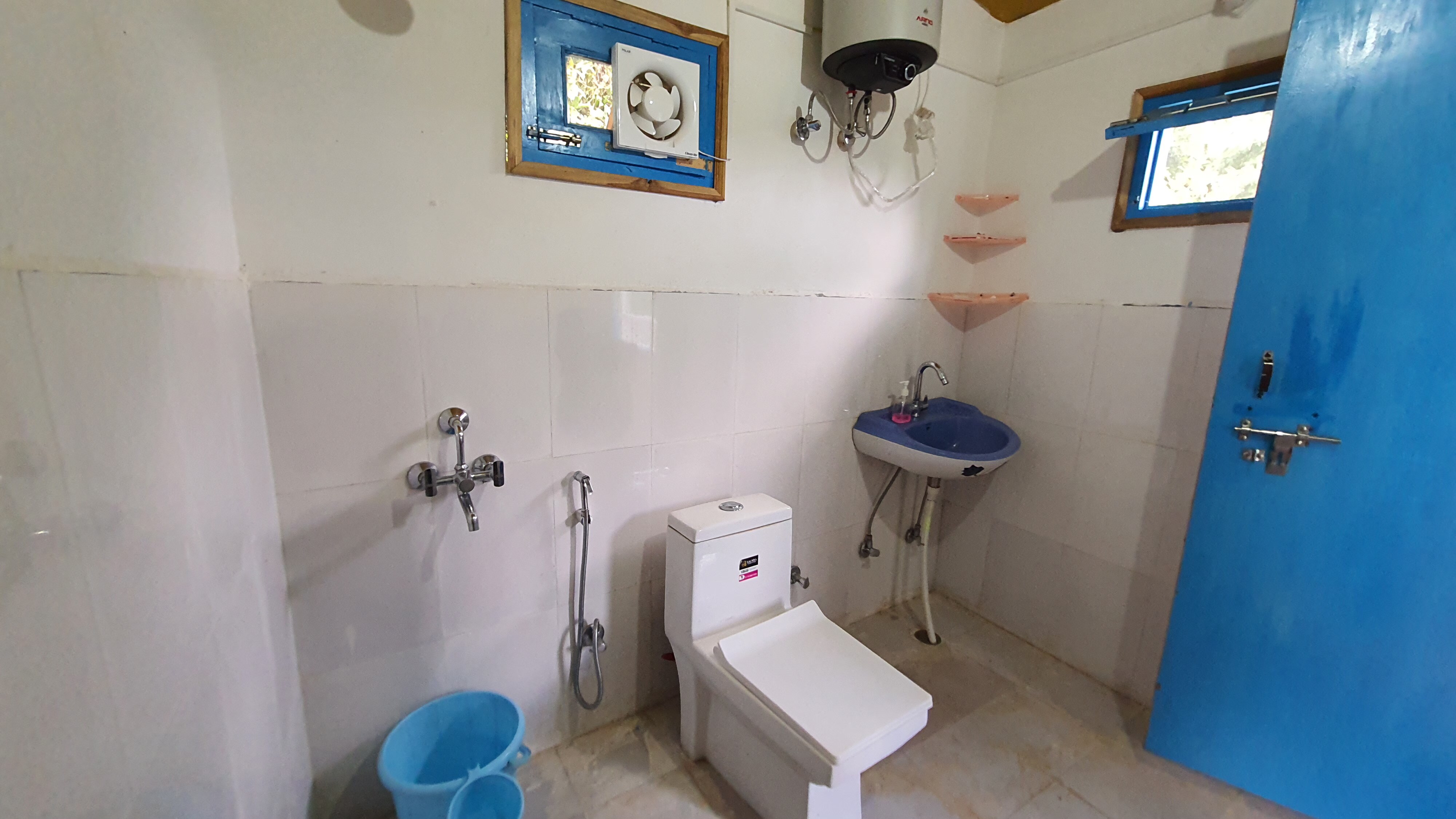 The Nest Homestay - Tap to explore photos