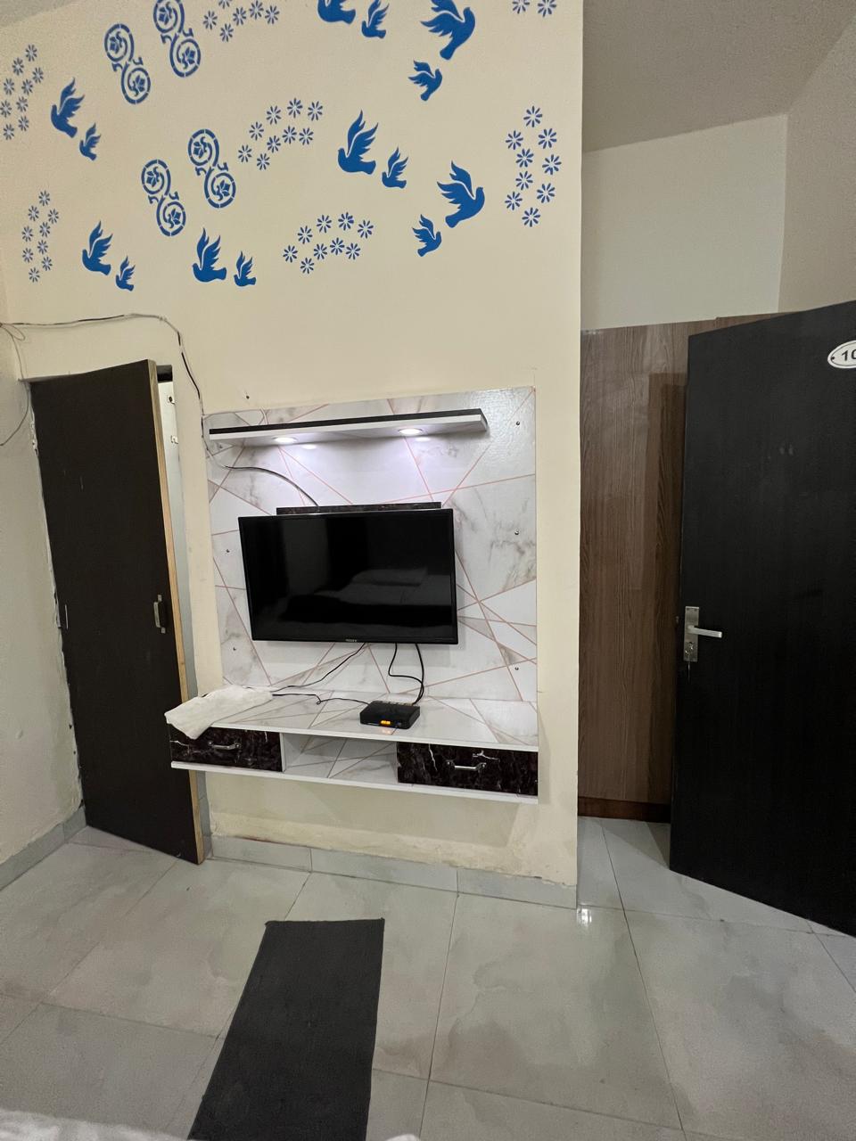 Hotel Mayur, Near IMT College, Faridabad - Tap to explore photos