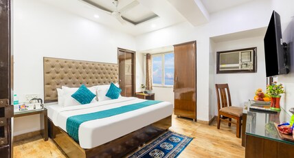 Hotel Kabeer 1 Min from New Delhi Railway Station & Connaught Place Room Type - Deluxe Room with City View & Free Parking at Hotel Hotel Kabeer 1 Min from New Delhi Railway Station & Connaught Place Room Type - Deluxe Room with City View & Free Parking at Hotel