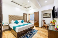 Hotel Kabeer 1 Min from New Delhi Railway Station & Connaught Place