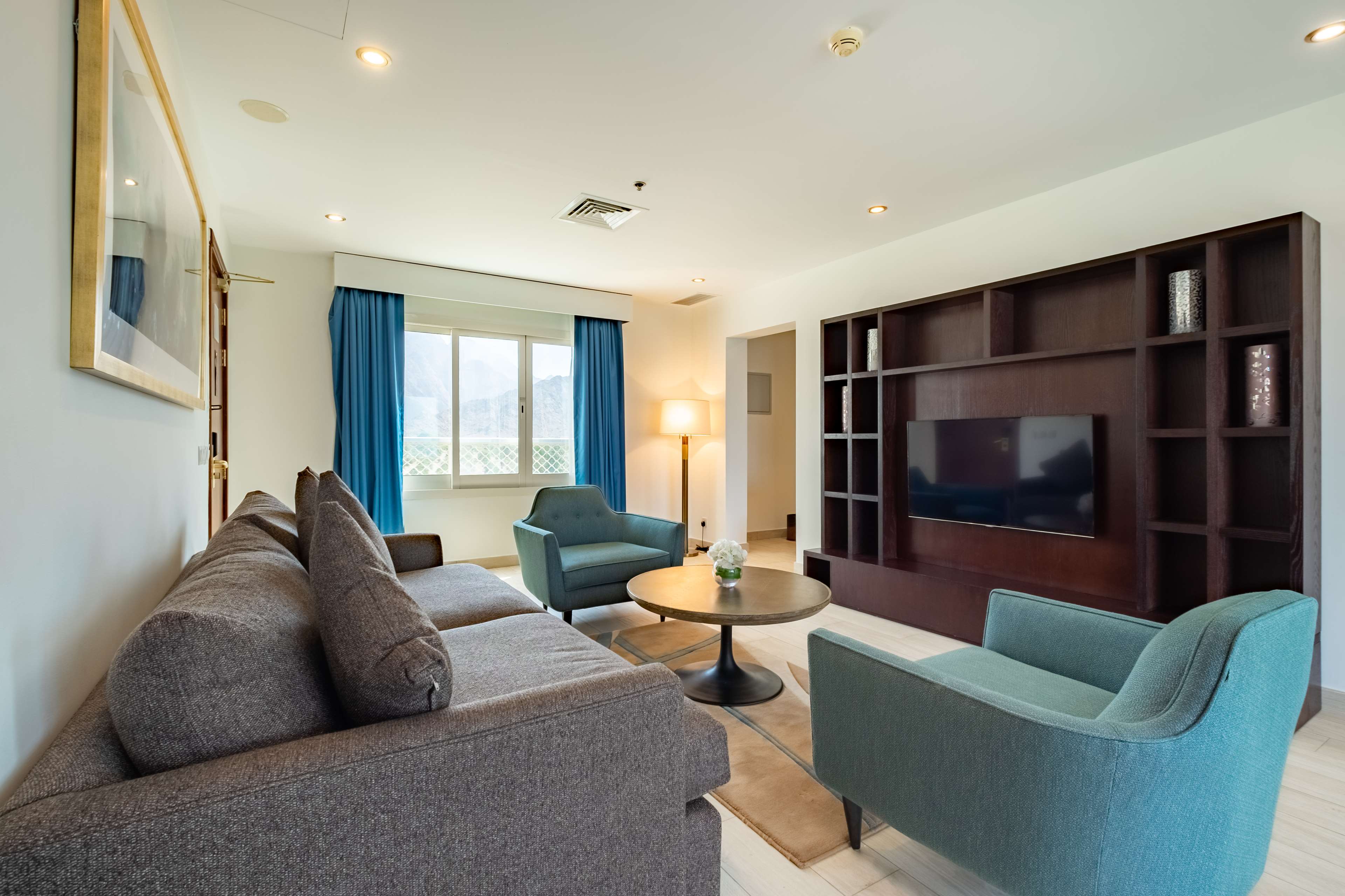 Radisson Blu Resort, Fujairah - Tap to explore photos