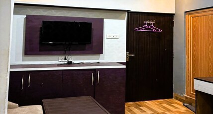 Hotel The New Era Room Type - Standard Room with Air Conditioning
