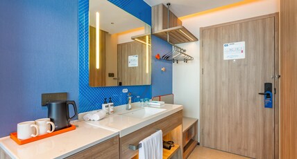 Holiday Inn Express LANGFANG YANJIAO Room Type - Hollywood Twin Standard
