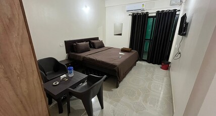 Saffron Baga Room Type - Bedroom 1