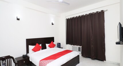 Hotel O The Primero Near Leisure Valley Park Room Type - Classic