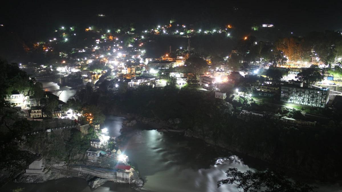 Hotel Tulsi - Tap to explore photos